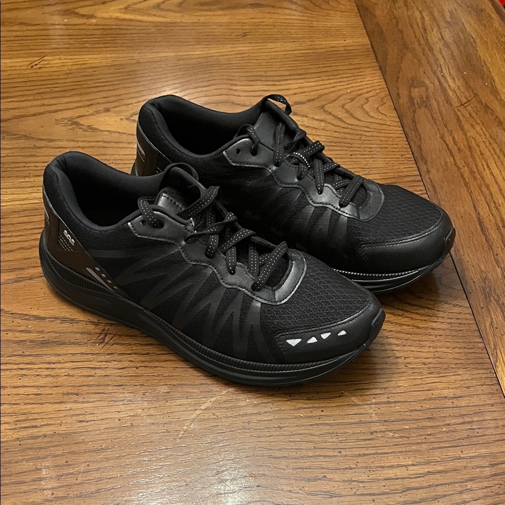 SAS Mission One-M Lace Up Sneakers, ‎ size 11 1/2 EE